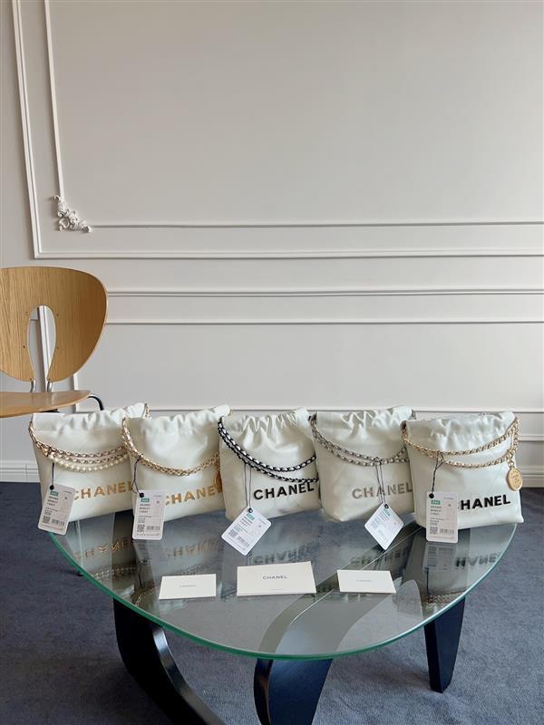 2026127215212940 630